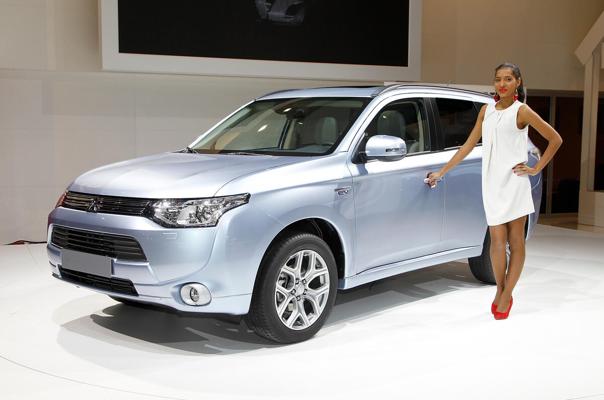 Mitsubishi outlander phev 2012 deals